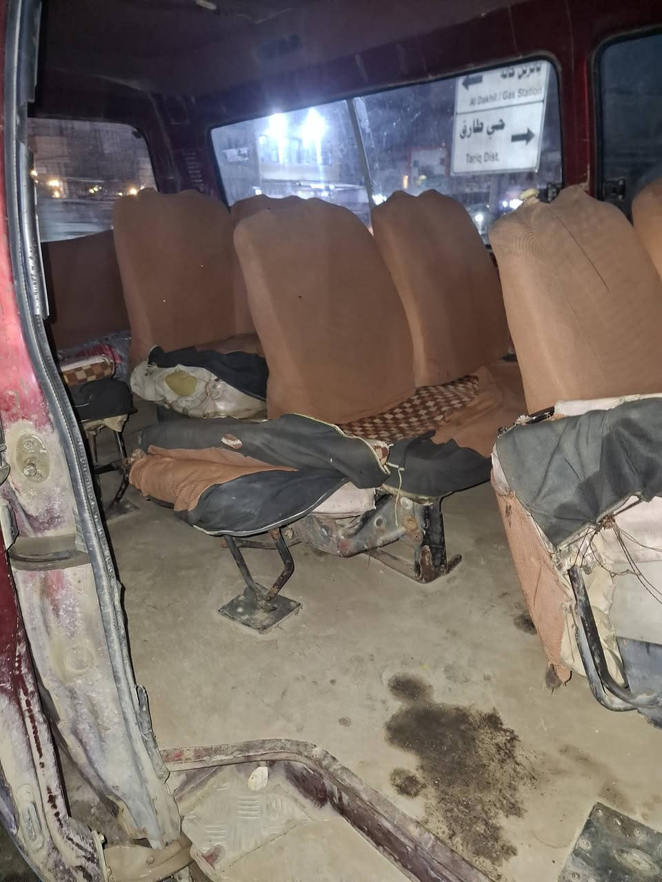 السلام عليكم سياره فتون مديل 2010مكينه وكير واكسن خير من الله سياره ب اسمي رقم انكليزي تحويل مباشر.سعره 35ورقه وبيه مجال شي بسيط.***********
