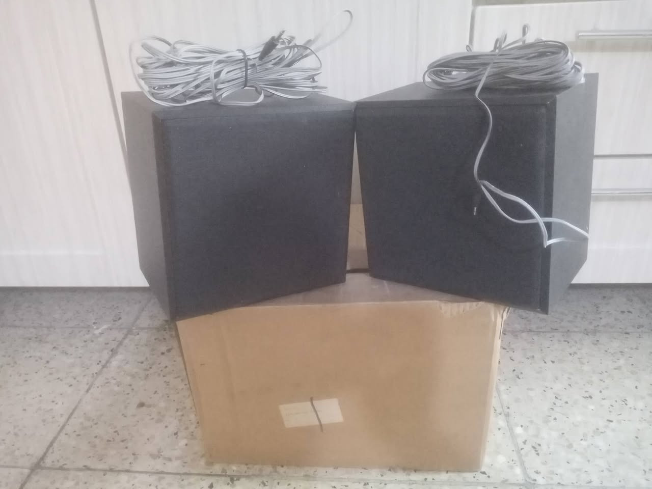 سماعات زوج لوك غير مستخدم بلكارتون
فوانيص نحاس العدد ٢


**إذا كنت صاحب هذا الإعلان وتريد حذفه لأي سبب، رجاءا أرسل رسالة إلى الدعم الفني**