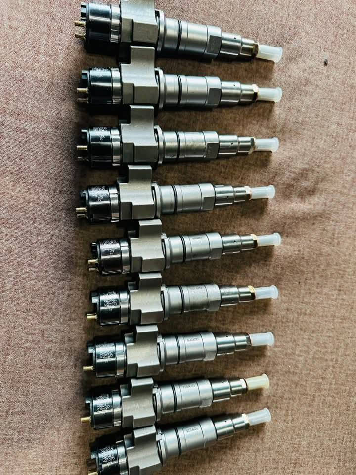 CUMMINS QSL9.3 | Brand New Injectors | Part Number 4359204 | Available at Gulf Diesel Engine Parts | For Inquiry, Call or Whatsapp 057 969 6187 
#cummins 
#gulfdieselengineparts


**إذا كنت صاحب هذا الإعلان وتريد حذفه لأي سبب، رجاءا أرسل رسالة إلى الدعم الفني**