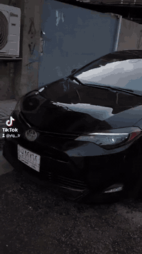 سلام عليكم كورلا LE  موديل 19  محرك 1800 ماشيه 43 حقيقي السياره حادثه جاملغ خلفي. بامريكا مثل ماواضح بلصور 
وبلعراق بارد بلباب ومصبوغه بدون معجون التكمه سليمه فقط.صبغ ملاونه بدون ضربه وبدون معجون   السعر 148وبيها مجال العنوان كربلاء قرب مستشفى الكفيل. 
 الشراي يتصل ***********
