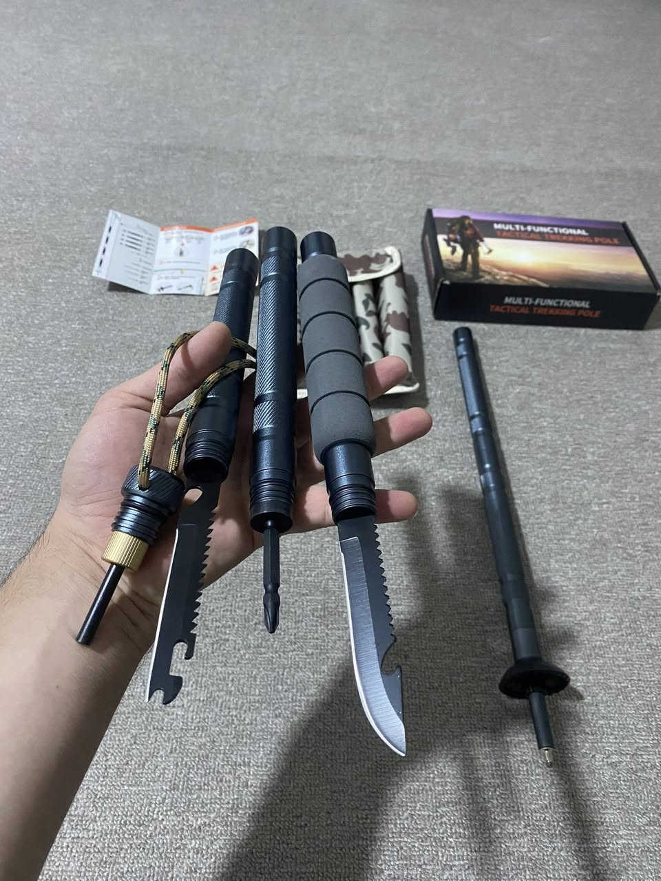 السلام عليكم ورحمة الله وبركاته
BATON 
العنوان: 🏕️ عصا المشي والتخييم التكتيكية متعددة الوظائف – رفيقك المثالي في كل مغامرة!
هل أنت من محبي التخييم، الصيد، أو تسلق الجبال؟ هذه ليست مجرد عصا مشي عادية، بل هي أداة نجاة متكاملة في منتج واحد! 🌲✨
الميزات الرهيبة:
 🛠️ متعددة الأدوات: تحتوي على سكين تكتيكي، حربة صيد، مفك براغي، وفتاحة علب.
 🔥 مغنيسيوم لإشعال النار: مجهزة بعامود مغنيسيوم مدمج لإشعال النار في ثوانٍ.
 🧭 بوصلة دقيقة: لتحديد الاتجاهات وضمان عدم الضياع.
 💪 متانة عالية وخفيفة الوزن: مصنوعة من ألمنيوم صلب مقاوم للصدمات وقابلة للتعديل والتركيب بسهولة.
 🎒 حقيبة تمويه مدمجة: تأتي مع حقيبة قماشية مموهة لسهولة الحمل والتنقل.
📥 الكمية محدودة جداً! للطلب أو الاستفسار، يرجى مراسلتنا على الخاص أو الاتصال بنا.
📍 متوفر التوصيل لكافة المحافظات


**إذا كنت صاحب هذا الإعلان وتريد حذفه لأي سبب، رجاءا أرسل رسالة إلى الدعم الفني**