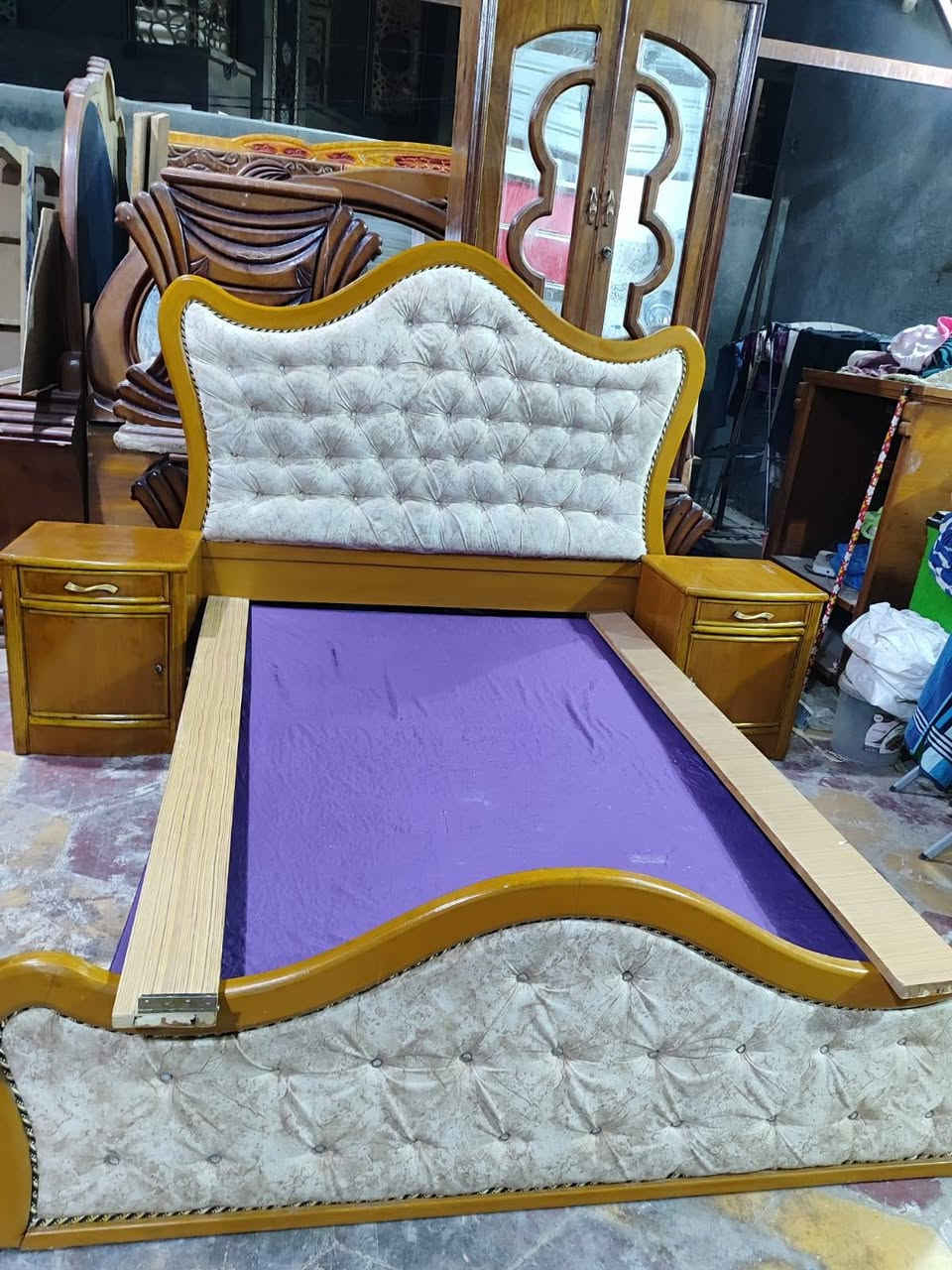 غرفه نضيفه كلش تسكام صاج داخل وخارج اخت الجديده البيع وهذا رقمي *********** السعر 750 متواجد بس علا الفيس راسني واتساب
