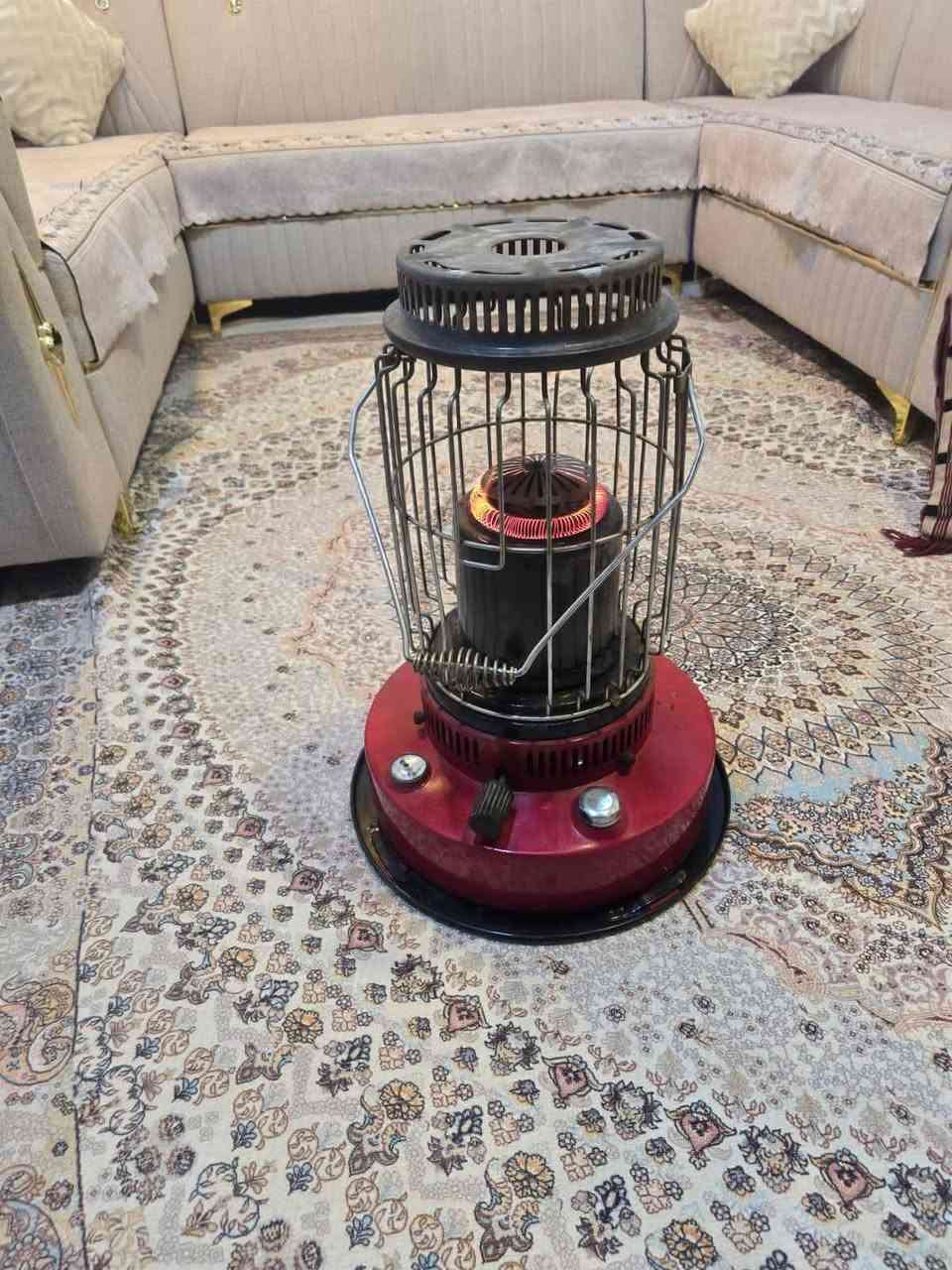 عندی غراض لبیع وعندی كلشی اثاث بیت شرای يتصل *********** او عل واتساب او تعال خاص  لتفاصيل والعنوان مكانی داخل كركوك؟؟؟؟
