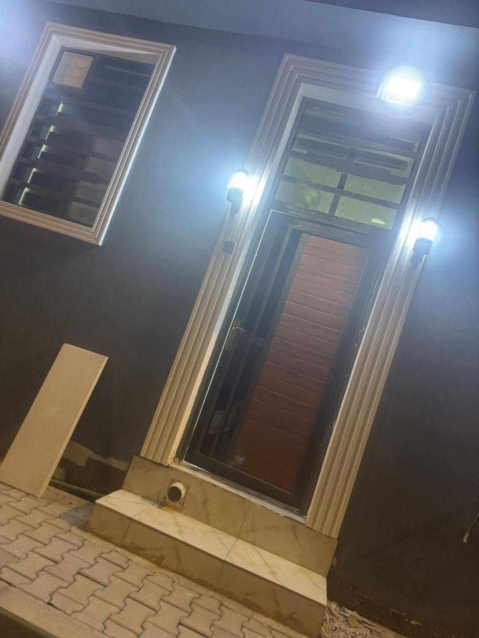 السلام عليكم بيت للبيع طابو زراعي داخل مجمع سكني بوابة الغدير مساحة ٥٠متر بيت جناي سعر ٣٥ بي مجال


**إذا كنت صاحب هذا الإعلان وتريد حذفه لأي سبب، رجاءا أرسل رسالة إلى الدعم الفني**