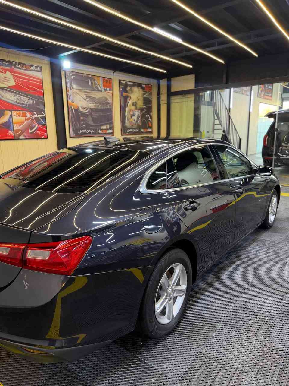 سلام عليكم ماليبو 2022 للبيع⭕️
ضررها فقط جاملغ وباب مبدلات ومصبوغات 
+ بارد في البنيد 📌

——————————————————————————
مواصفاته 🚗
بصمه
كامره دواره
شاشه كار بلي
بصمة ابواب
——————————————————————————
ماشيه السياره 50mi
كير و محرك كفاله استخدام قليل جداً محافضين على سياره
السعر 124$وبيه مجال بسيط 
تفاصيل اكثر *********** بغداد, العراق
