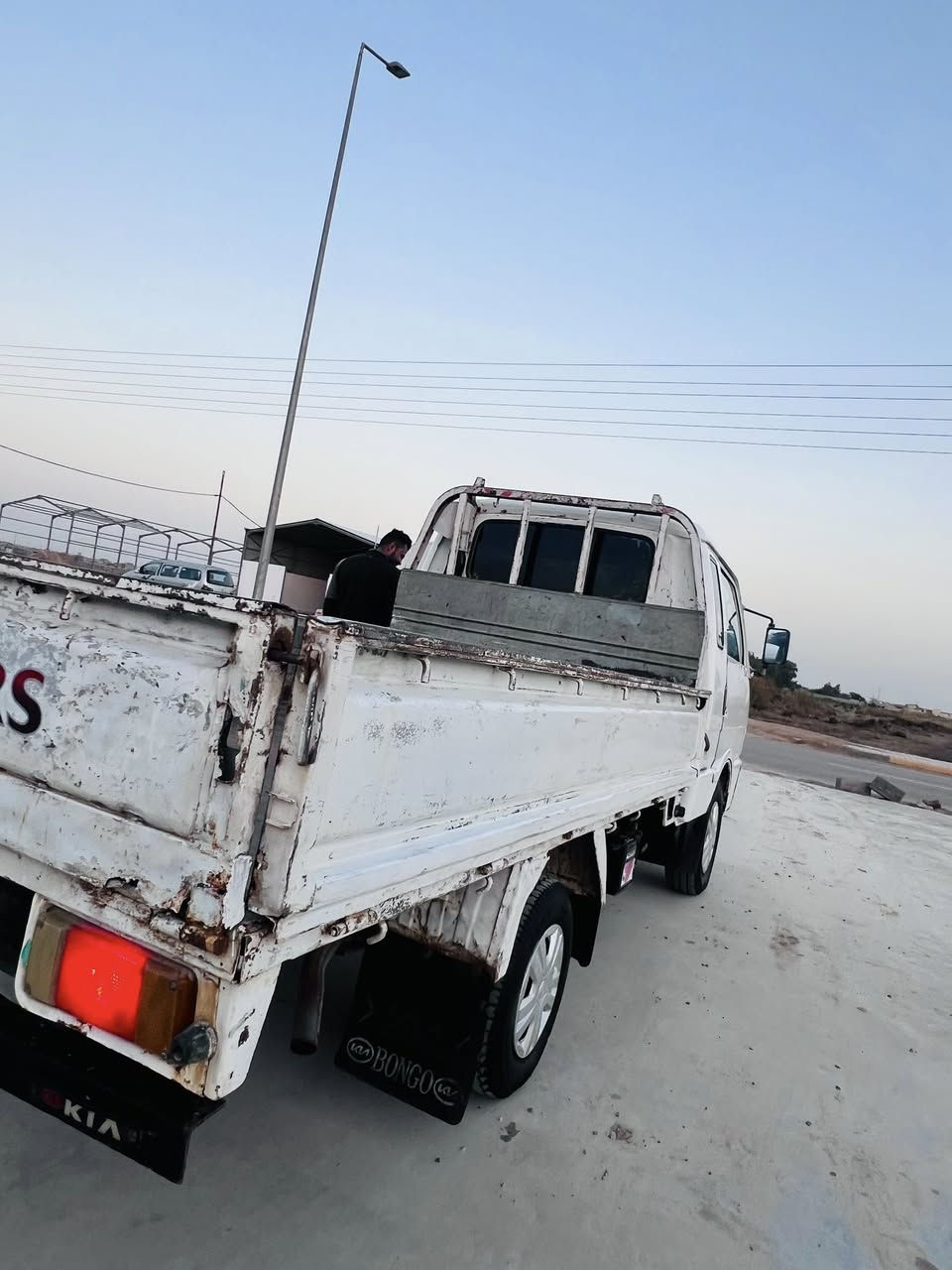 كيا 1996
سياره جاهزه محرك كير سدر تخم تاير

رقم بغداد ورثه 36 وبيه مجال

المكان واسط الزبيديه

***********
