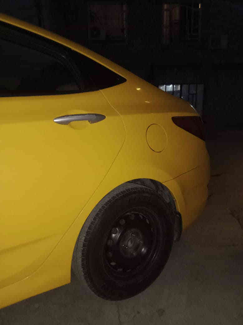 تحيه طيبه 
اكسنت مديل 2016 
خليجي مكفول محرك 1600 دوش 
السياره نضيفه مبيهااي نقص تبريد تخم تاير صدر 
مواصفات
شاشه 
تجوه 
اشاير مري
تحكم ستيرن جهتين 
حاكيه اتصال 
تعتبر نص فول 
السياره كامله تحويل ثاني يوم 
مكان سياره زعفرانيه 
***********
السعر 98
