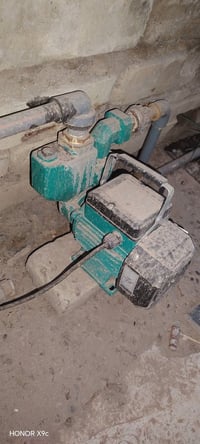 للبيع ثنينهن 90 الف مكاني البياع شارع 17 مدرسه الفرقان 07777712338