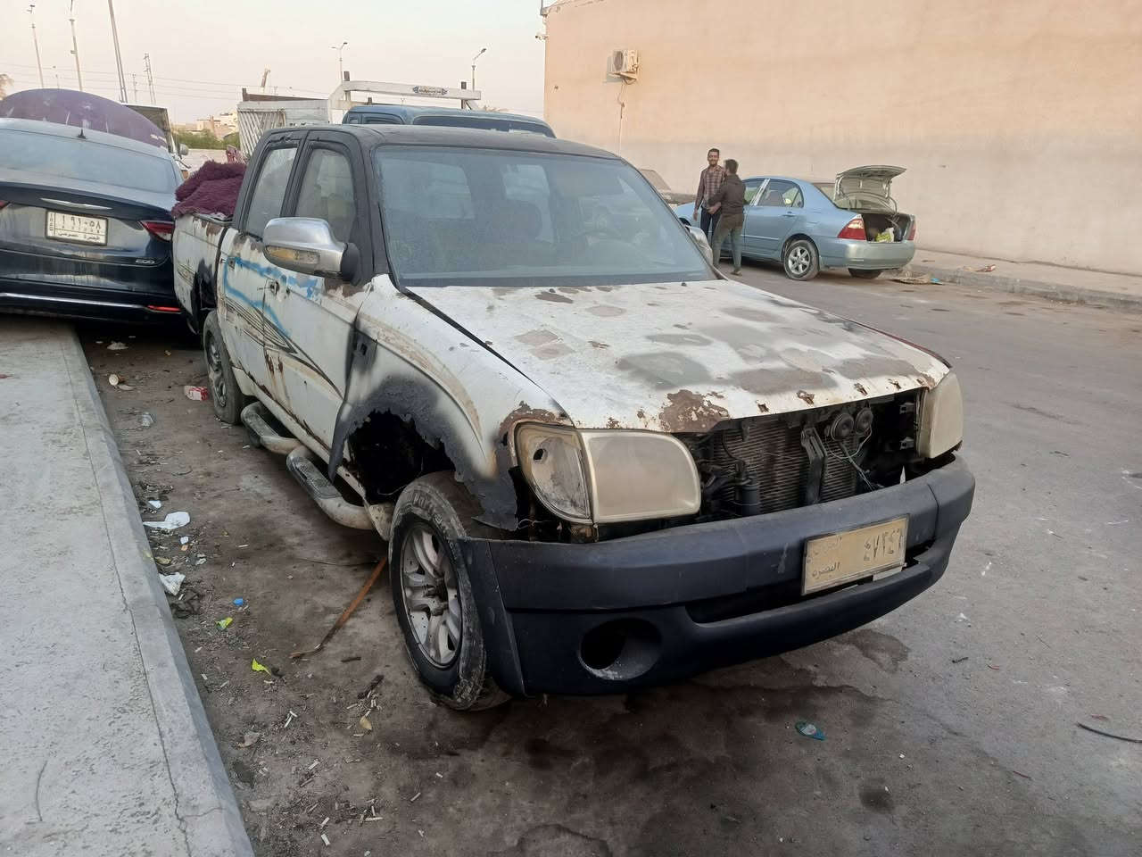 ***********‬‏للبيع  بيكم صيني محرك كير  جدد   هسوا شادهن
سياره شغاله ما بيها اي يردلها ترتيب رقم بصره
السعر 12خوان مو شراي لز ينتصل مستعجل علئ بيعه
 ‏‪***********‬‏
