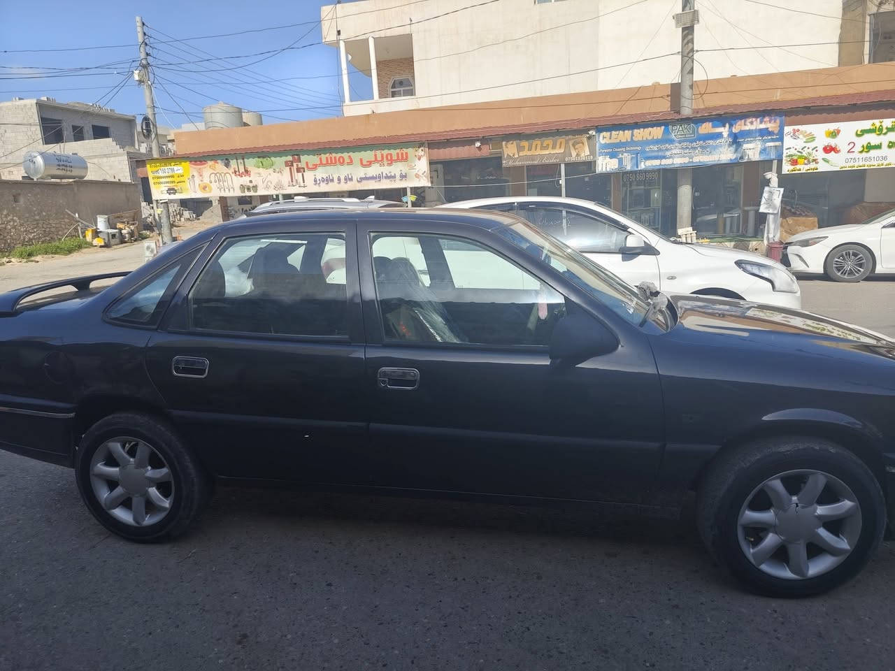 ئۆپڵ ڤێکترا بۆفرۆشتن مۆدیل ١٩٩٢
رەقەم سلێمانیە سەنەوی بەسەرچوە سەیارەکە خاوێنە توند تۆڵە
بەناوکردن و براوە غەرامە و گێر و مەکینەی بەشەرتە ؟
ئەوەی موشتەریە با تەلەفۆنم بۆ بکات ***********
شوێن/ کۆیە 
نرخی /٣٨ کەمێک مەجال 
گێر تۆماتیک
