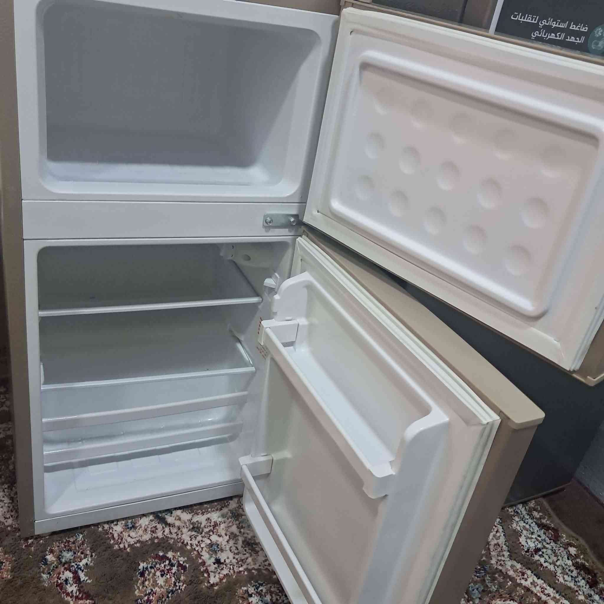 ثلاجه حجم صغير بسعر 100 وبيها مجال 
موصل شارع الفاروق


**إذا كنت صاحب هذا الإعلان وتريد حذفه لأي سبب، رجاءا أرسل رسالة إلى الدعم الفني**