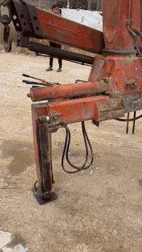 كرين ٥طن للبيع السعر 10$ عشر ورقات هاتف *********** أبو باقر
