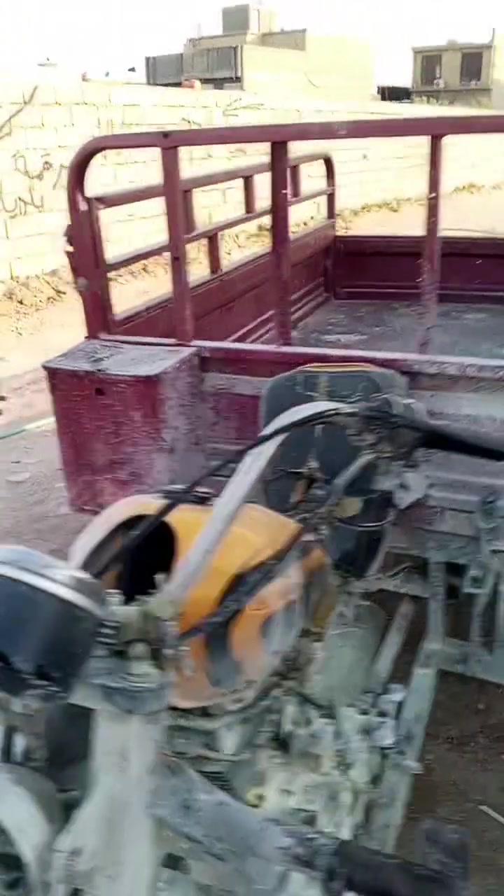 ***********
