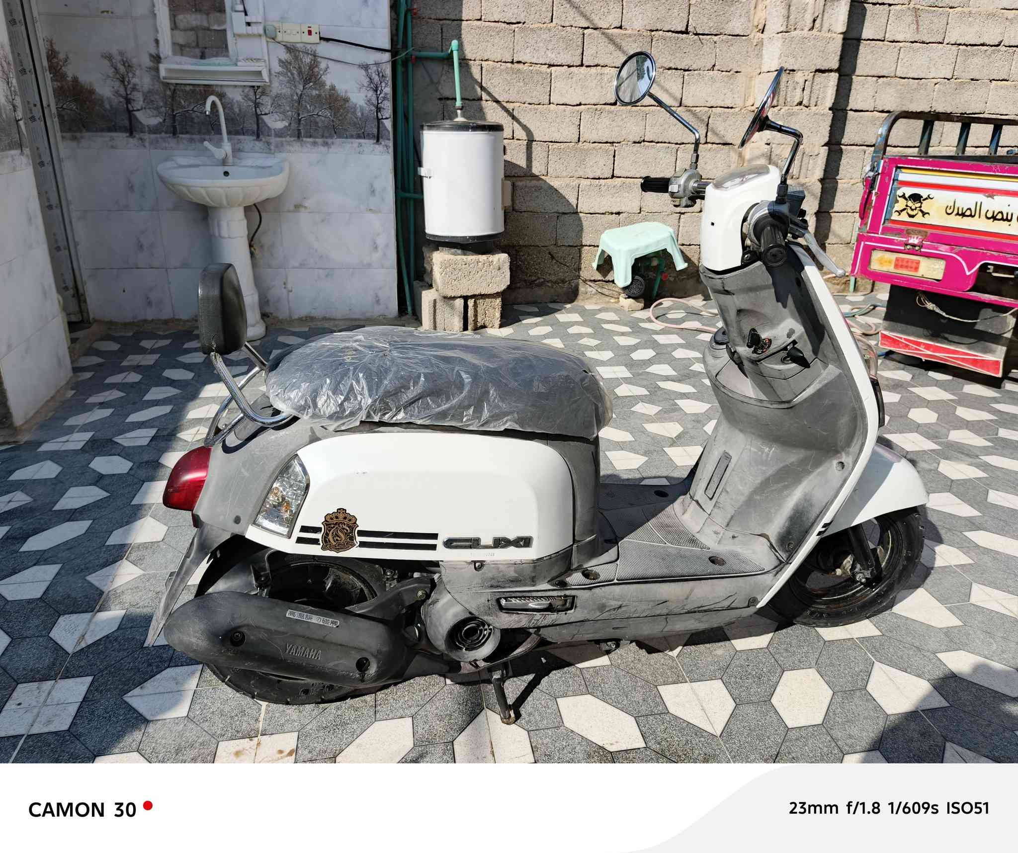 السلام عليكم دراجه بوليس للبيع مكفوله من كلشي صالها تقريبا شهرين نازله من الرنبه المكان واسط زبيديه هاذ رقمي ***********
