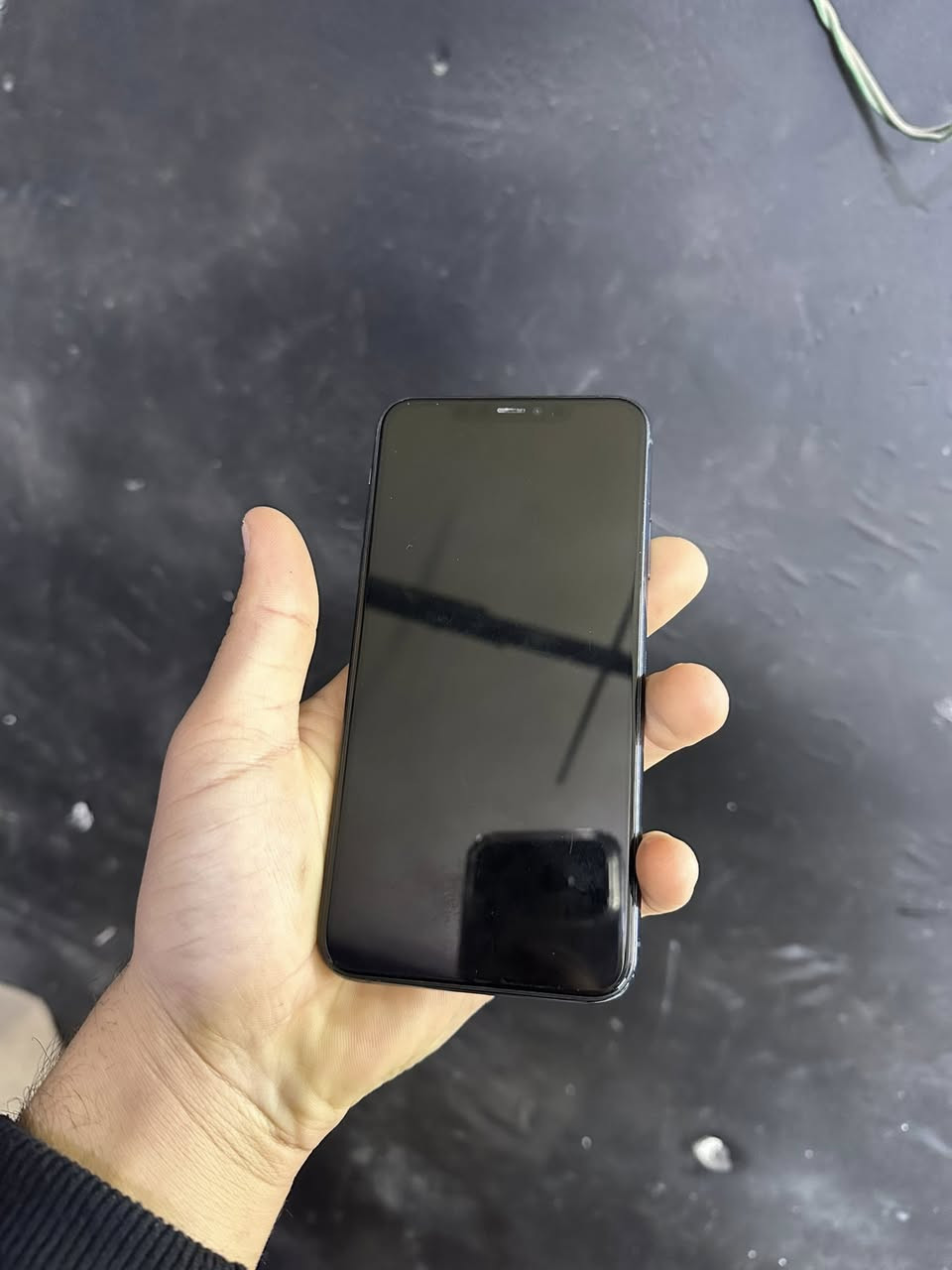 السلام عليكم جهاز لبيع جديد مامفتوح نوع الجهاز11برو ماكس  بطاريه 76 ذاكره 256 السعر 375 مكاني بغداد البياع ❤️. ‭0777 671 3925‬
