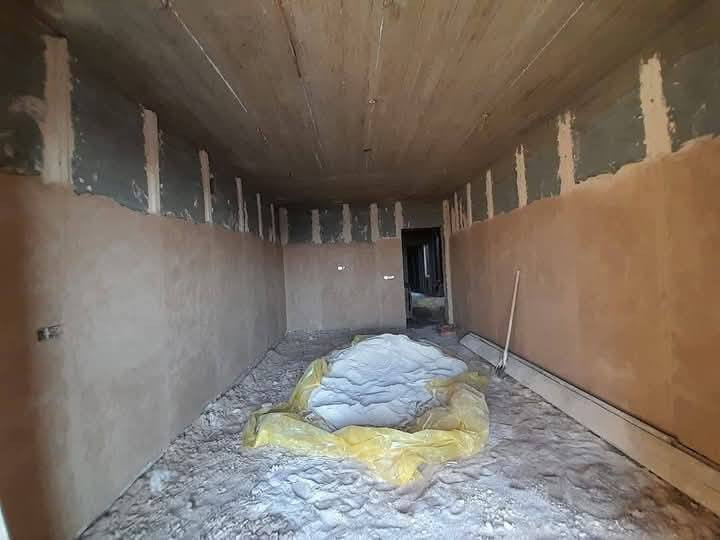 ياالله
خلفه لبخ اسبنت و جص مع بورك تكنيد مصاطر درجه اولى اسعار مناسبه جدا جدا ديوانيه متفرغ حالين ***********
