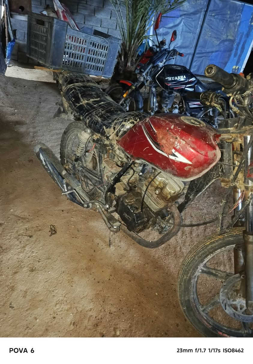 السلام عليكم
للبيع سايم 2012 موطور متروك صارله 5 اشهر وما نعرف شنو عطله غراضه وياه ومكلف بانشر وهاذا حساب صاحب الموطور ورقمه حاتم الدليمي ‏‪***********‬‏
