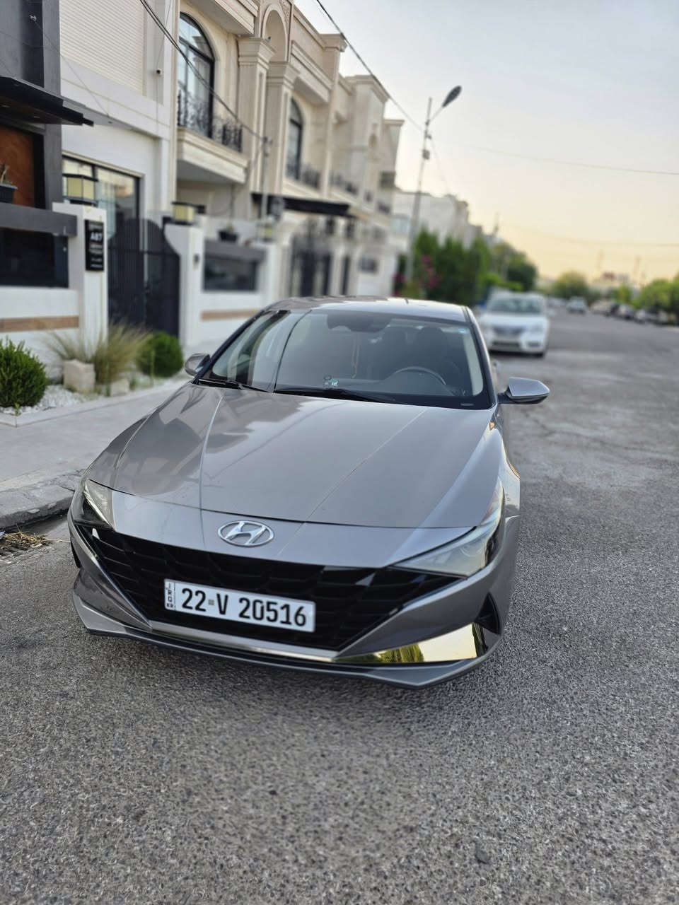 إلنترا 2023 أمريكي مكينه 2000 دوش بيع او مراوس بهايبرد فقط السياره نظيفه جدا ماشيه 11 الف رقم اربيل تريد وكاله تريد تحويل السياره فول ماعدا البانوراما جديده بمعنى الكلمة السعر 135$ مجالها بسيط جدا  مكان السياره اربيل سنويه وهزه وفحص كله جديد مابيها نقص ابد ولا تصرف عليها ربع دينار ... الاتصال *********** يوجد واتساب
