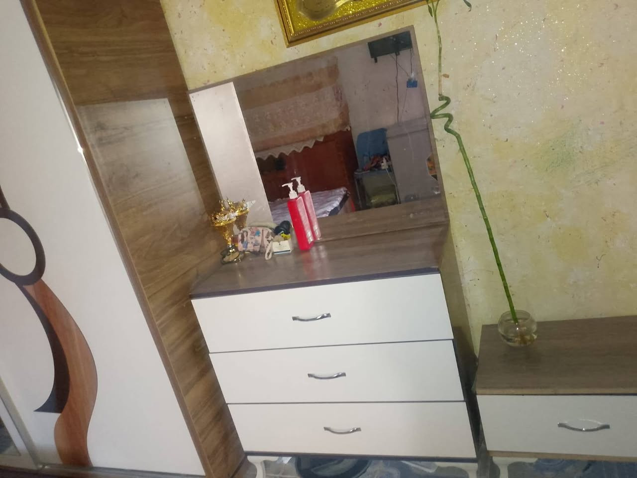 غرفه تركي مكانها زويرجات حي الجهاد الجمعيه سعرها ١٠٠ قفل المو شراي لايراسل


**إذا كنت صاحب هذا الإعلان وتريد حذفه لأي سبب، رجاءا أرسل رسالة إلى الدعم الفني**