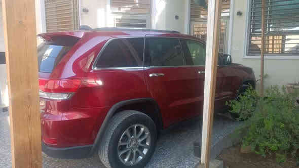 Jeep 2014جيب
تحديث بجم مال 2020ضررها بنيد  خشم جاملغ 
رقم بغداد الجديد / سنويه و هزه و ارقام جدد
المواصفات فول ١/١ لمتد :
- مكينة 3,600 / ٦ سلندر
- سقف بانوراما
- صندوق كهرباء
- كشنات جلد  
- كشنات تحكم كهرباء 
- كشنات تدفئه + تبريد
- كشنات خزن Memory
- ستيرن تحكم كهرباء + ستيرن تدفئه
- شاشة كبيره
- كاميرا خلفية دوارة
- بصمة تشغيل / بصمة ابواب
- حساسات خلفية 
-   -
جاهزه بدون نقص
صدرها لوك ترايها يخبل و تخم تاير جدد
متحتاج اي مصرف و شوفتها بالواقع احلى
السعر 220 ورقه بيها مجال بسيط
عنواني ذي قار سوك شيوخ 
***********
