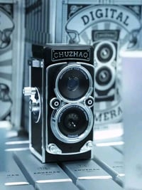 متوفر • كاميرا • الكترونيات