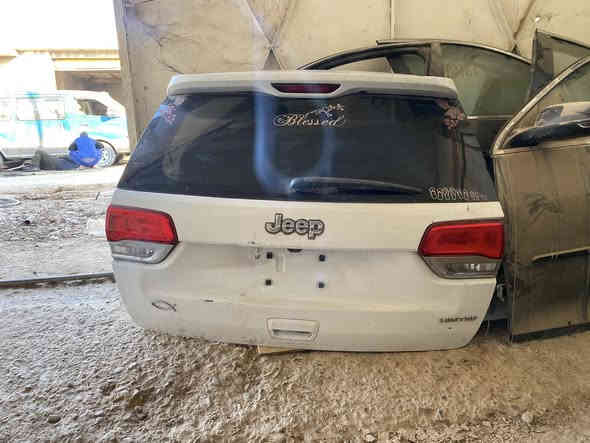 السلام وعليكم 
متوفر صندوك جيب +دعاميه 
من موديل 2015 الى 2020
الاستفسار الاتصال على ***********

يوجد توصيل كافة محافظات العراق
