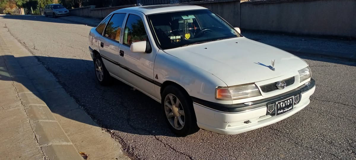 ئۆپل مۆدیل 1994 ئاڕمی پلاستیک سلیمانی مەکینە 18 سلایت دەبل ئیرباگ ویل کرۆم بیمەسرەف زۆر جوانە ماڵی دۆستە بی دەعمو لی دراوی نرخی 33 گەلاو مجال شوین بازیان 
*********** السليمانية, العراق
