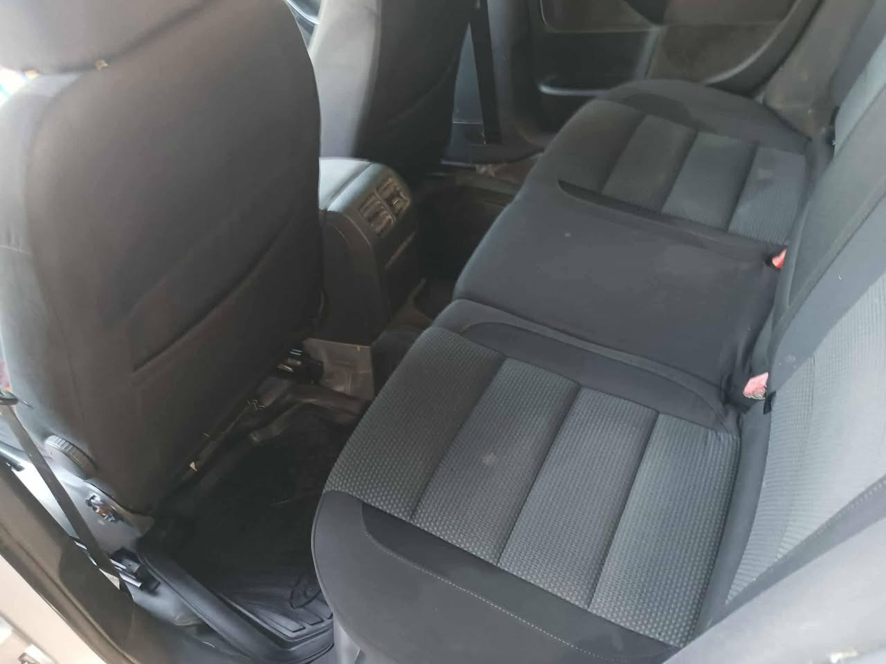 گولف فوكسواكن 2011 محور 
كير محرك 0*8 موديل 94 كابريته  تخب تاير صدر كله بالشرط 
رقم اربيل سنويه ضايعه موجوده سنويه استنساخ وموجود رقم صاحب السياره 
السعر 50 وبيها مجال للاستفسار الاتصال 
***********
غير متواجد ع الفيس الشراي يتصل ويرهم مراوس حسب القناعه
