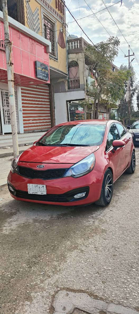 السلام عليكم
كيا ريو موديل 14 رقم بابل باسمي حادث السياره جاملغين وبنيد بدون اي دواخل كير مكينه حداديه مكفولات تدفئه تبريد ثلج  السياره مال بيت نظيفه كلش مكان السياره بابل السعر 80  بيها مجال حك الجيه. 
مكلف بالنشر اتصال/***********
***********
