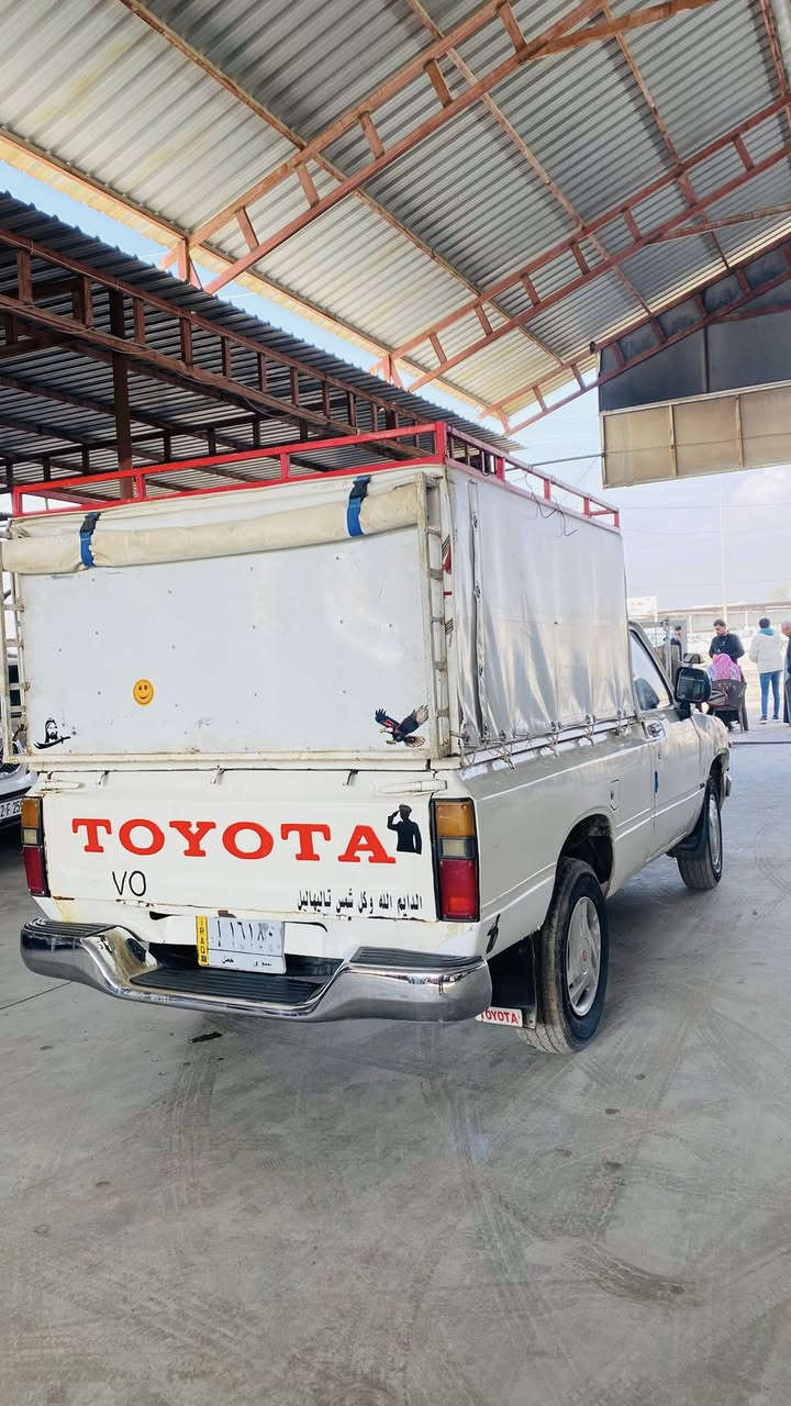 منّ رخصه صاحب الكروب
بيكم 1980 للبيع 
شرط محرك شاصي 
سنويه صار شهرين خلصان 
شرط التحويل 
السعر 38 بي مجال قليل مكان موصل سهل نينوئ 
لاستفسار ***********
