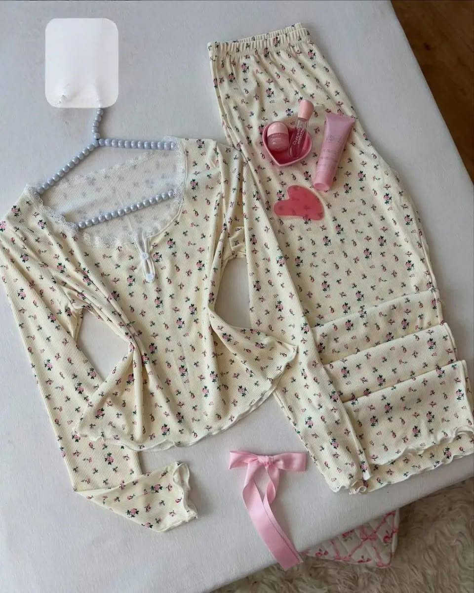 بيج ملابس نسائية بارخص الاسعار مع عروض توصيل مجاني في رمضان قبل العيد ادخل البيج و شوف الاسعار


**إذا كنت صاحب هذا الإعلان وتريد حذفه لأي سبب، رجاءا أرسل رسالة إلى الدعم الفني**