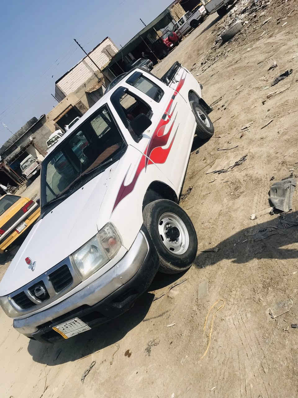 السلام عليكم بيكم نيسان موديل 98 مكفوله من ضربه وصبغ وتبديل مصبوغه اثر جراد فقط حداديه خير من الله مكينه بدايه بخار سنويه 2027 بسمي مداور ثاني يوم السعر 75بي مجال بسيط   مكان السياره  السماوه الخضر رقم الهاتف ***********
