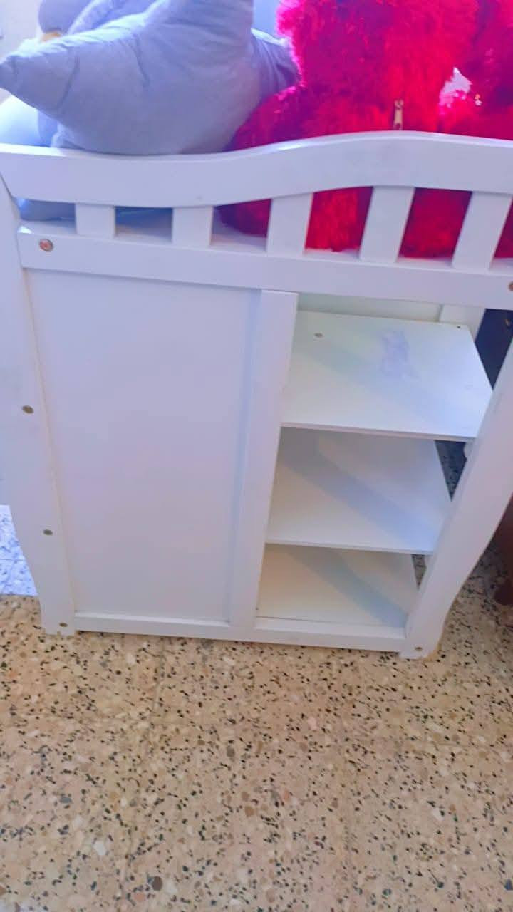 اغراض للبيع استخدام قليل جدا وبسعر مناسب (ملاحضه التخم جديد والشاشه فتح كارتون فقط ضد الكسر 42 سامسونك)والجرابي نفسها تصير منفصل وتصير طابقين  #مكانهم السيديه التفاصيل خاااااص 👍🏻


**إذا كنت صاحب هذا الإعلان وتريد حذفه لأي سبب، رجاءا أرسل رسالة إلى الدعم الفني**