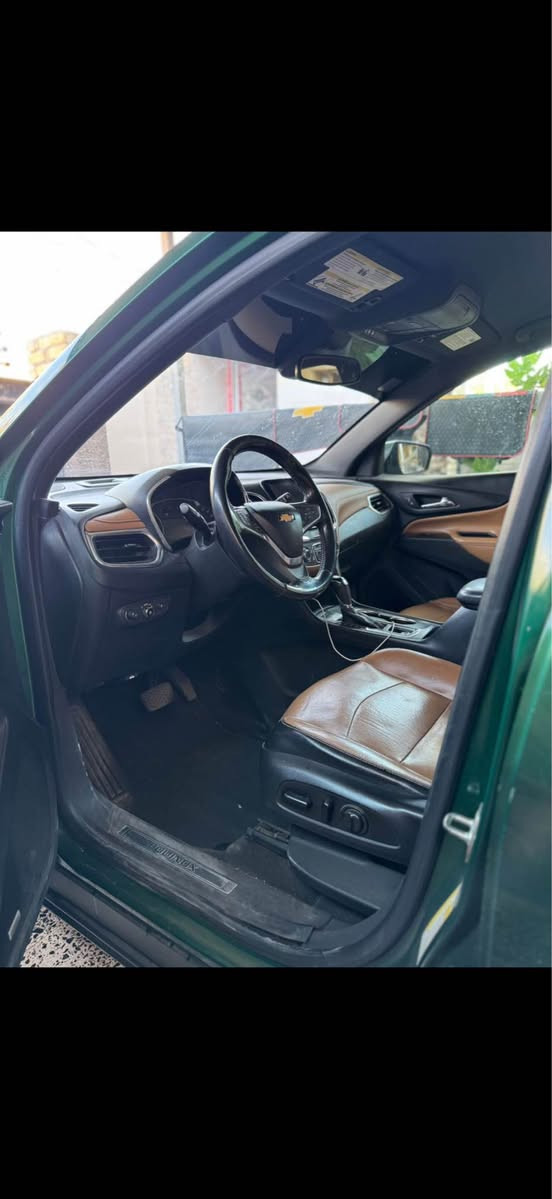 شوفر ايكونكس موديل ٢٠١٨  الحادث خلفي صبغ قبق جنطة فقط وبارد بالجاملغات الخلفية 
وبيه باردين بسيطات بالجاملغات الامامية واضحة بالسونر 
مواصفات السيارة 
داخل لونين جلد 
كشنات تدفئة تبريد 
كشنات كهرباء 
خزن ميموري 
رادار بالكشن وبالجامة 
هيتر ستيرن 
فور ويل 
صندوق كهرباء 
ويل بلادي 
رقم بغداد جديد بسمي 
مكان السيارة شارع فلسطين او كرادة  
السعر  113 $ 
 *********** بغداد, العراق
