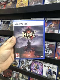 بلايستيشن ٥ • مستخدم