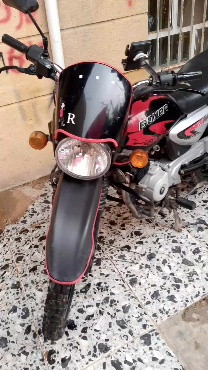 سلام عليكم بوكسر جبلي موديل 22
مرقمه تحويل شوكت متريد نضيفه كهربائيات كامله برغي مابيهه نقص سعر مليون 750 وبيهه مجال لشراي خاص موجود وتساب ***********
