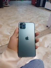 آيفون ١١ برو ماكس • ٢٥٦ • فيس ايدي متوقف