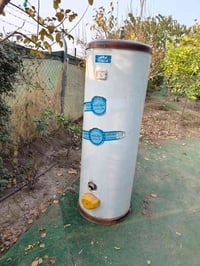 ورحمه الله وبركاته گيزر للبيع حيل نضيف    07511014057 واتسب  078355688...