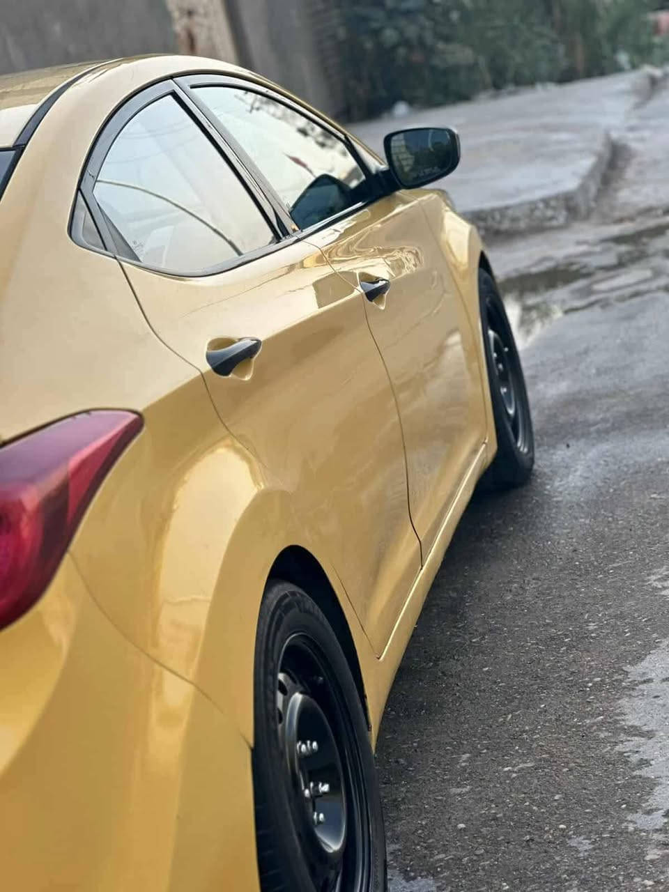 النترا موديل 16وارد امريكي ضربتهه صندوك مواصله لحوض وبارد باب صدر مكينه كير مكفولات سياره جاهزة رقمهه بغداد مكاني الغزالية سعرها ٩٠وبيه مجال بسيط
***********
