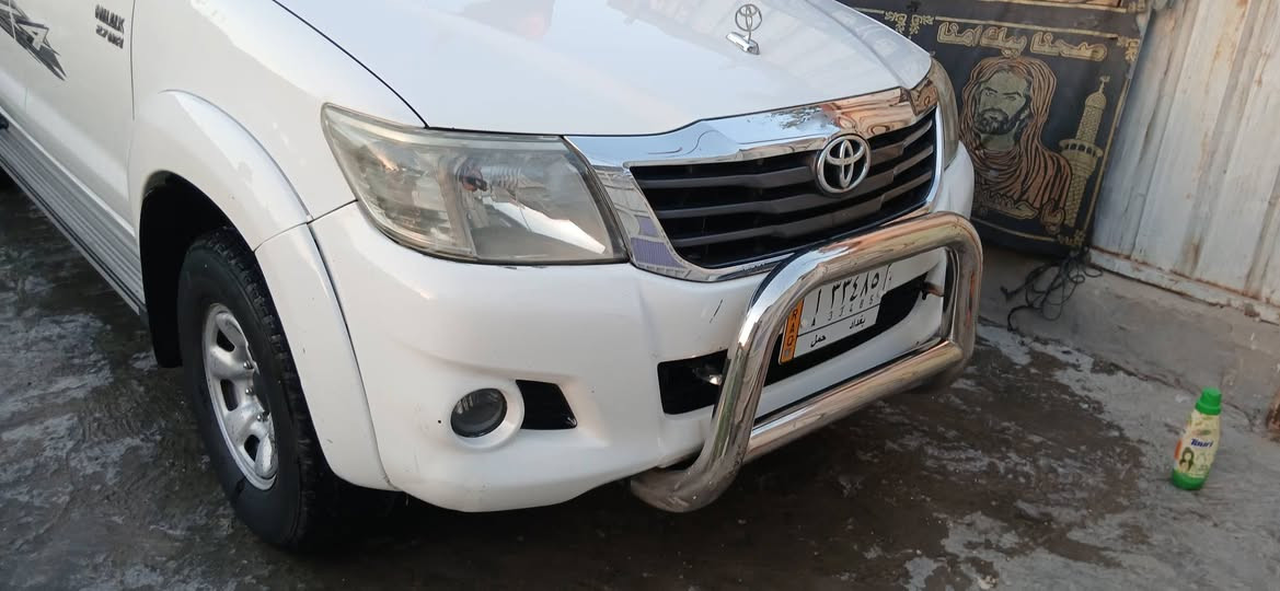 بيكب هايلوكس موديل ٢٠١٣ رقم بغداد فور ويل السياره خير من الله مابيه اي نقص السعر المطلوب ٢٠٠ ورقه بيهه مجال للتواصل *********** بي واتساب
