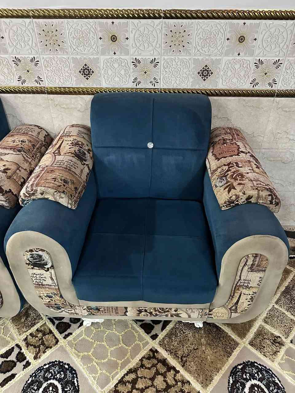 السلام عليكم تخم ١٠مقاعد للبيع مكاني بغداد السعر ٤٠٠وبي مجال الرقم ***********
