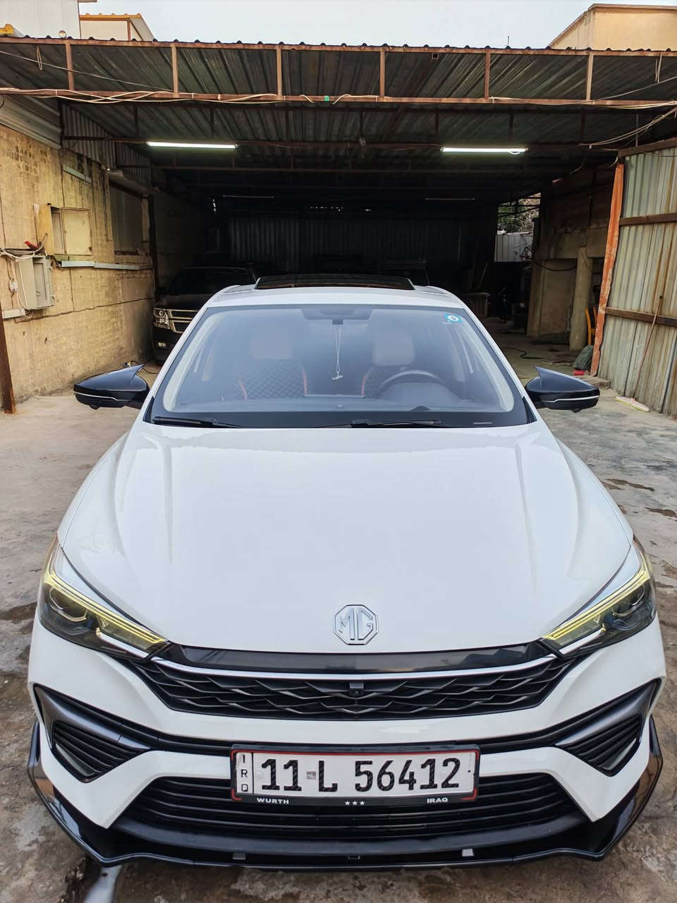 ⁨ ⁨ ⁨ ⁨
⁨ ⁨ ⁨ ⁨ 
 السلام عليكم إخوان للبيع فقط 

MG5 plus خليجي 
رقم بغداد بأسمي تحويل مباشر
السيارة كفاله عامه من الضرر و الصبغ و التبديل 

الموديل 2025
العداد 25 الف كيلو 
 لون ابيض 
مكينه 4 سلندر 1500cc دوش 
ویل قياس 16 إنج
كير تبترونك + -
 كشنات جلد اوف وايت
فتحة سقف سلايد روف
مثبت سرعة ذكي تفاعلي 
دشبول جلد اوف وايت
 شاشه عدادات دجيتال 
 وضعيات قيادة (  نورمال ، ايكو ) 
 فول تحكم ستيرن 
تبريد قطعتين 
 شاشة اصلية قياس 12.6 انج تدعم Apple carplay 
 نظام صوتي 6 سماعات 
 نظام اوامر و تحكم صوتي
 مصابيح أمامية زينون 
لد نهاري 
شاحن لاسيلكي
 بك لايت لد 
 كشاف ضباب خلفي 
 مري كهرباء 
 اشاير بـ المري  
دخول ذكي (بصمة)
 بصمة ابواب صندوك بصمة 
حساس ضغط الإطارات منفذ شحن سریع مزدوج Type-C
 اوتو هولد 
هند بريك بصمه 
حساسات خلفية 
 نظام المكابح المانعة للانزلاق ABS
 نظام التحكم بالثبات ESC
 

السيارة خليجية ام الضمان و كفالة عامة
السعر 18 مليون و900 الف
مكان السيارة بغداد الكاظمية 
***********
