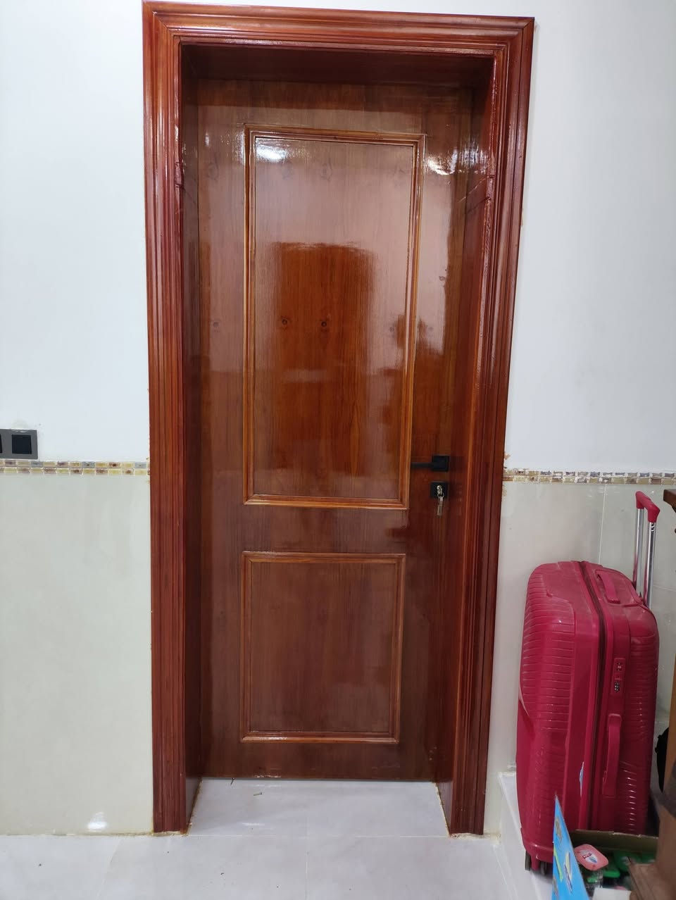 السلام عليكم  تم توصيل. طلب الزبون 
ابواب  صاج خمسه ملم 
القفل تركي الصبغ صاج حراري 
نشتغل حسب الطلب كل الموديلات 
نجاره علي كاضم 
بابل الحمزه الغربي واتساب 
***********
