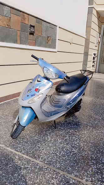 سلام عليكم 
ماكس منغولي للبيع الدراجه نضيفه كفراتها اصليه  أوراقها موجوده الدراجه جاي امشي بيها وطفت ما اعرف شبيها 
وما اخذتها المصلح الدراجه أبيعها علا حطتها  السعر 275وبيها مجال المكان بغداد  الاتصال ***********
