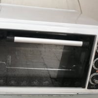 اوفن • حجم وسط • نظيف وشغال