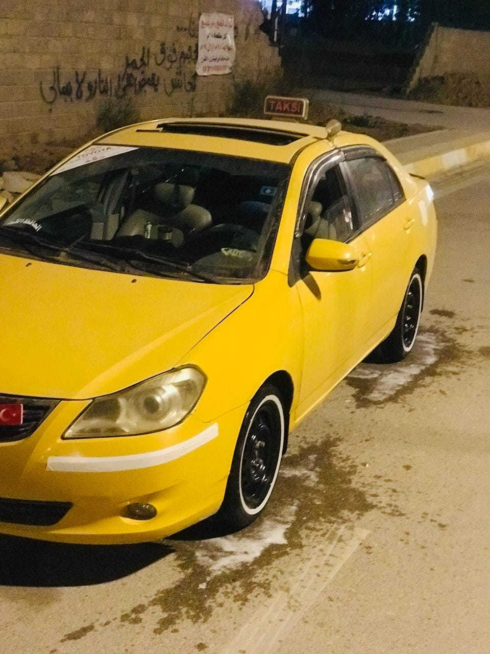 سلام عليكم BYD2014 كير محرك بلادي اوتو1800 بصمه فتحه تشغيل عن بعد كامره حساس خلفي صدر امامي خلفي جديد تخم تاير جديد تبريد ثلج تدفئه رقم ديالى بسمي
للاتصال ***********
للبيع او مراوس حسب القناعه
مكاني ديالى بعقوبه
