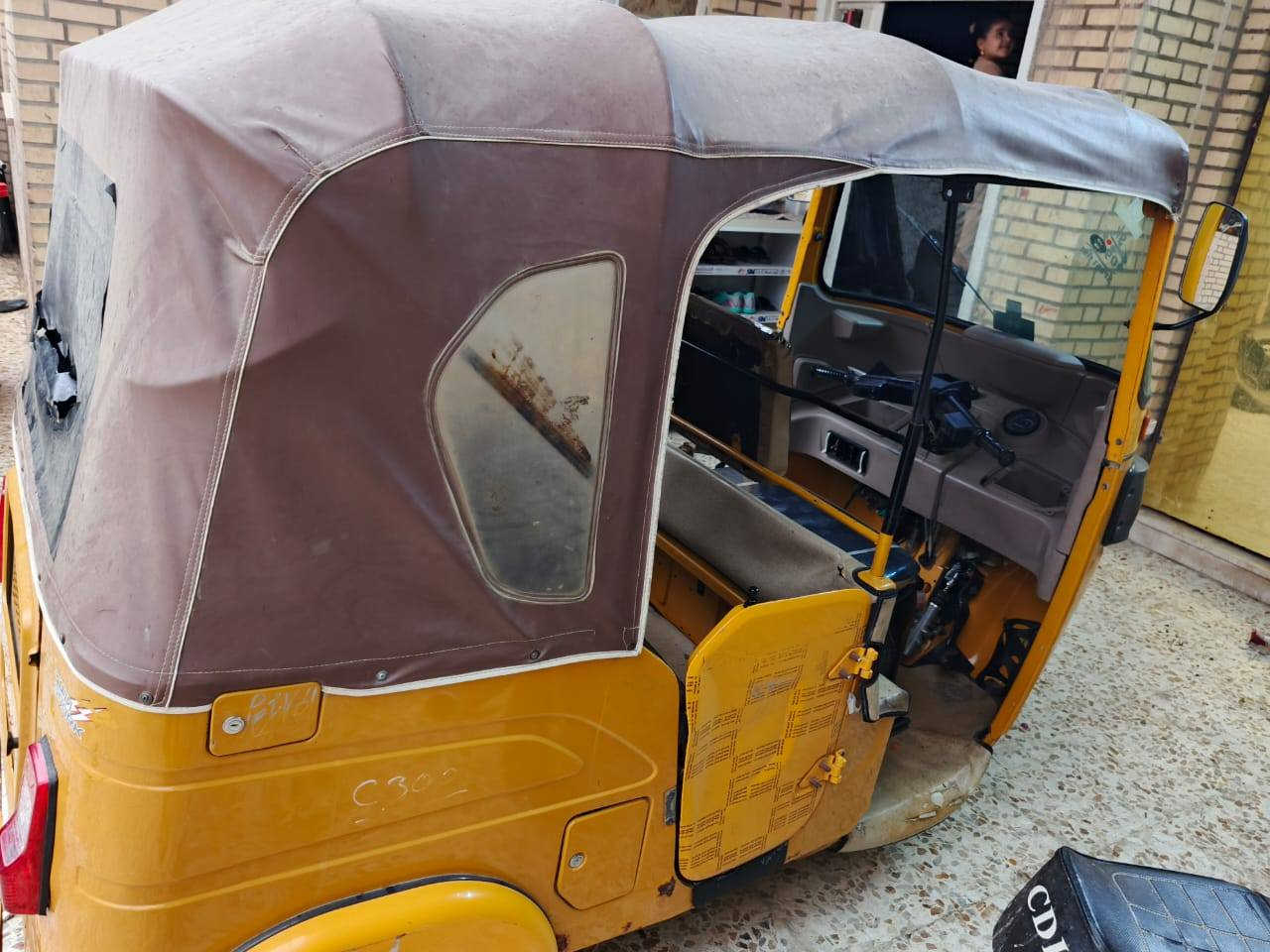 السلام عليكم 
تكتك 21 كفاله 
مكاني العماره 
*********** للاتصال 
مكلف بنشر
