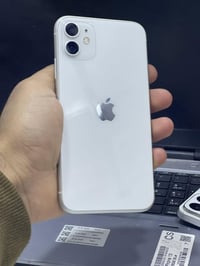 آيفون 11 • ٢٥٦ • مكفول شرق اوسط