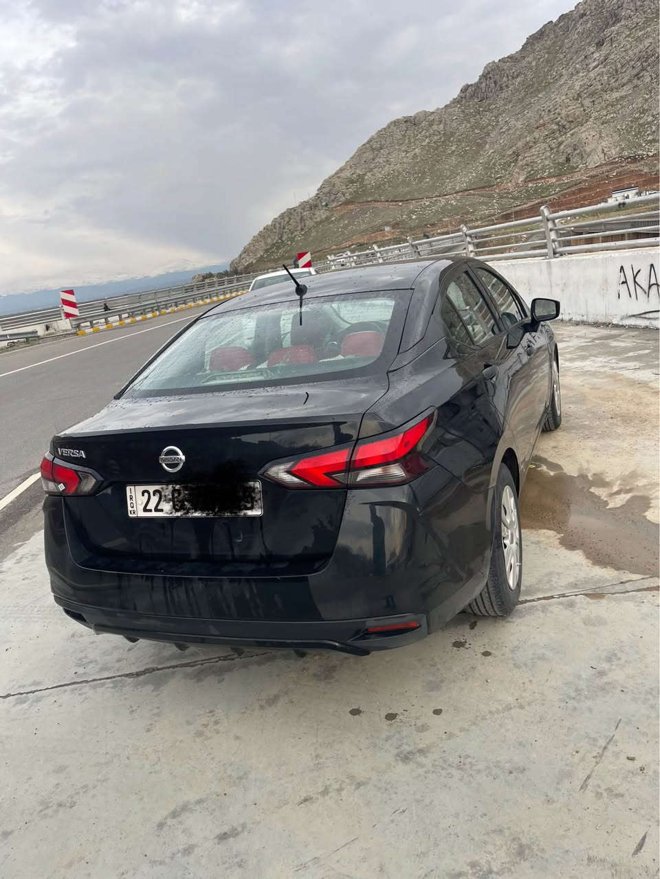 نیسان ڤێرسا مۆدێل ٢٠٢٠ S ,  ٤٤ هەزار ڕۆیشتووە، پێشی کەپسە، دوو پارچەی بۆیاغە ، دەرگا و چاملەغی دواوە لای سایەق ، بێ ناو گرتن، هیچ ئێرباگێکی نەتەقیوە. سەنەوی تازەیە، هیچ مەسرەفێکی تێدانییە.
***********
*********** رانية, السليمانية

