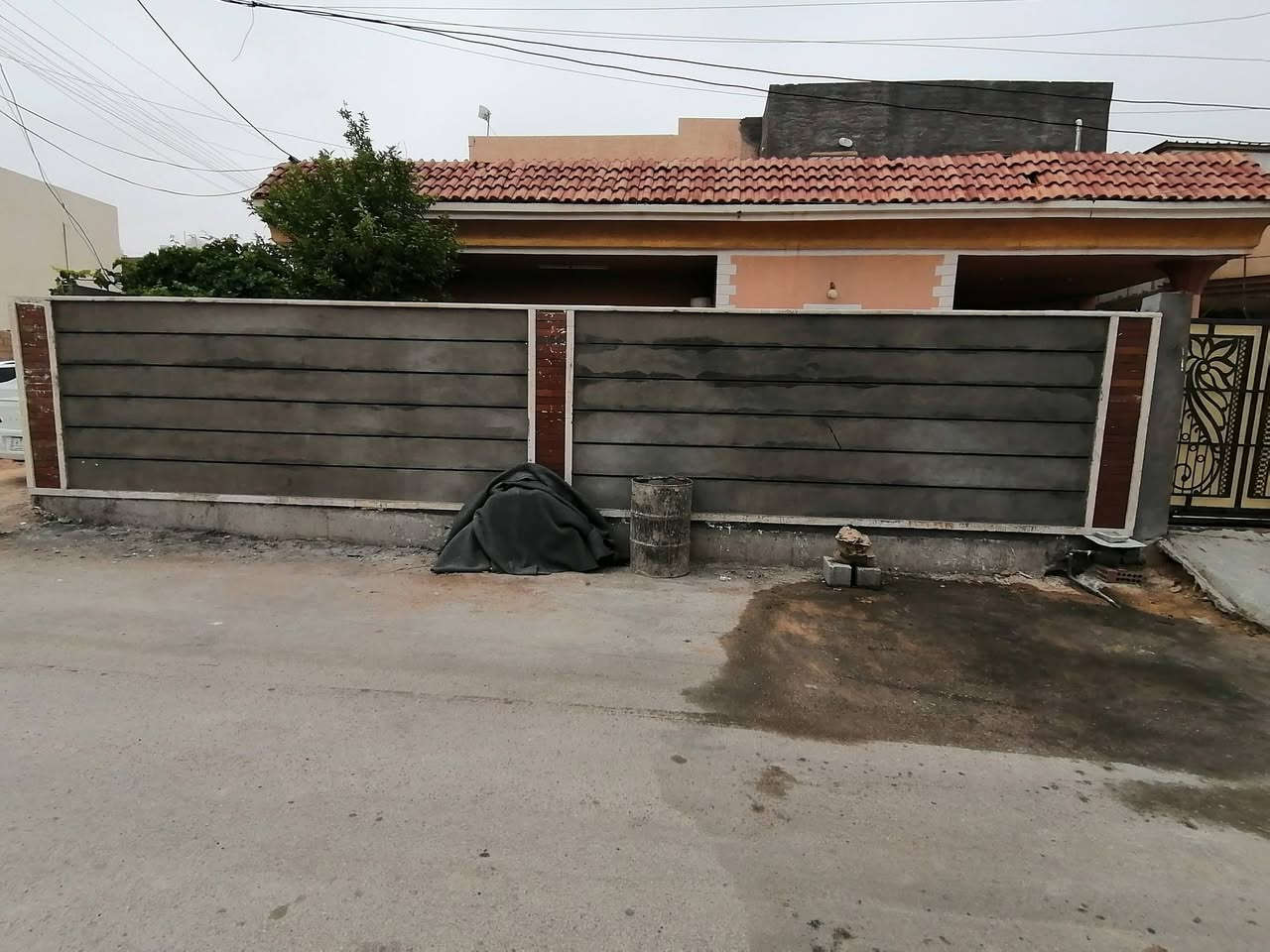 سلام عليكم لباخ متفرغ هذا رقمي *********** لبخ وديكورات حسب الطلب
